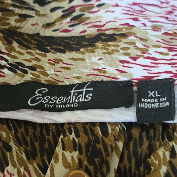 ESSENTIALS Top/Blouse - Picture 7 of 8